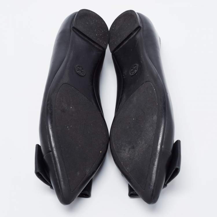 مملوكة مسبقًا Tory Burch Black Leather Bow Ballet Flats Size 38