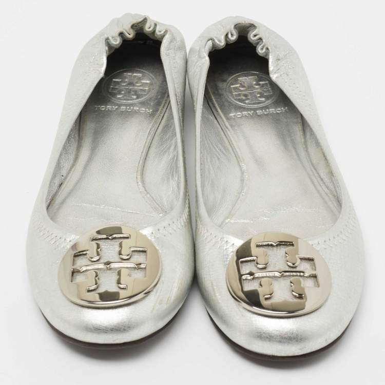 Pre Owned Tory Burch Silver Leather Scrunch Ballet Flats Size 36.5