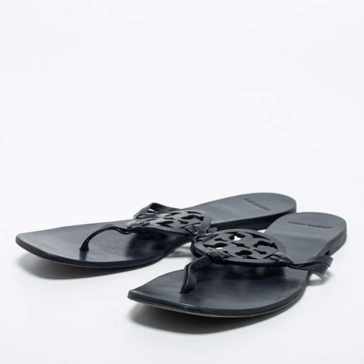 مملوكة مسبقًا Tory Burch Blue Leather Thong Flats Size 38.5