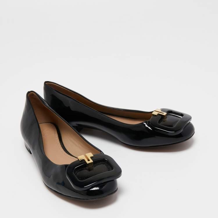 مملوكة مسبقًا Tory Burch Black Patent Leather Ballet Flats Size 36.5