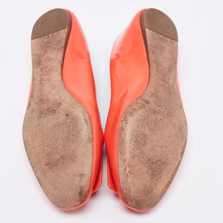 مملوكة مسبقًا Tory Burch Orange Patent Leather Ballet Flats Size 36.5