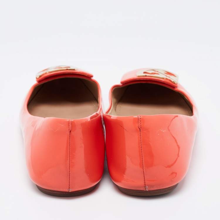 مملوكة مسبقًا Tory Burch Orange Patent Leather Ballet Flats Size 36.5
