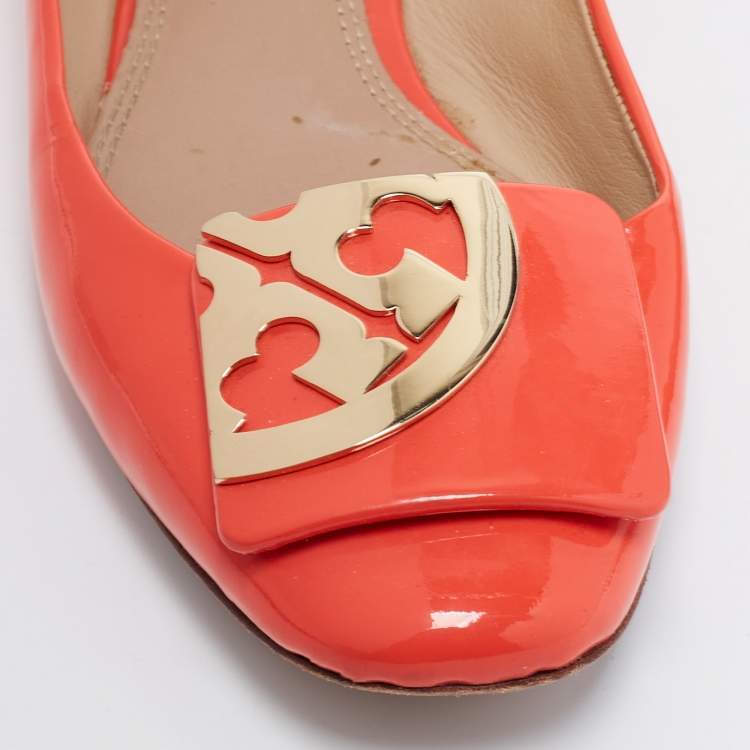 مملوكة مسبقًا Tory Burch Orange Patent Leather Ballet Flats Size 36.5