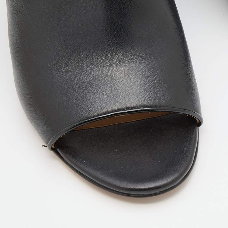 مملوكة مسبقًا Tory Burch Black Leather Open Toe Wedge Sandals Size 36.5