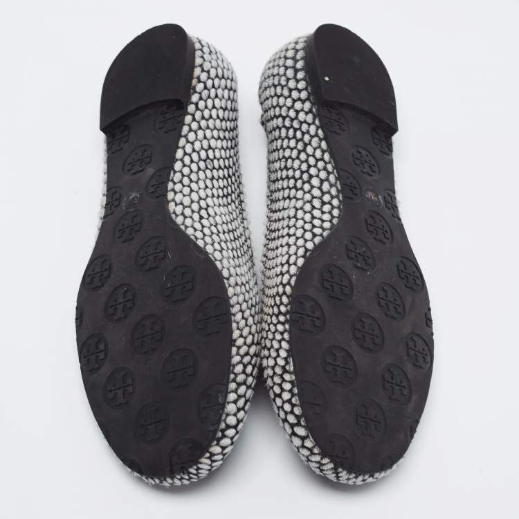Pre Owned Tory Burch Grey/Black Calf Hair Minnie Scrunch Ballet Flats Size 38.5
