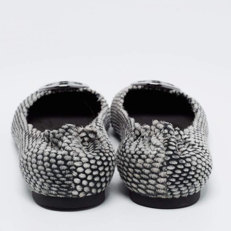 Pre Owned Tory Burch Grey/Black Calf Hair Minnie Scrunch Ballet Flats Size 38.5