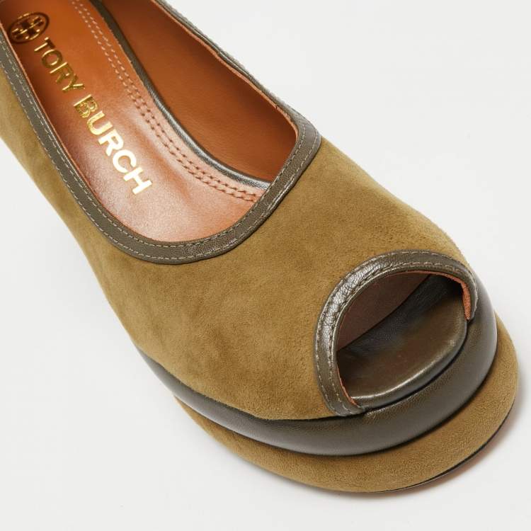 مملوكة مسبقًا Tory Burch Green Suede and Leather Platform Pumps Size 38.5