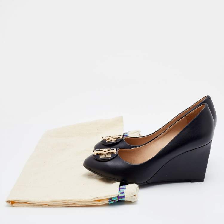 Pre Owned Tory Burch Black Leather Wedge Pumps Size 35