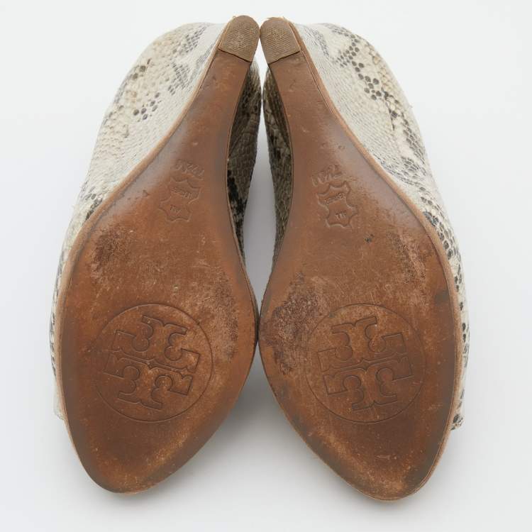 Pre Owned Tory Burch Brown Suede and Python Embossed Leather Sandra Wedge Pumps Size 38