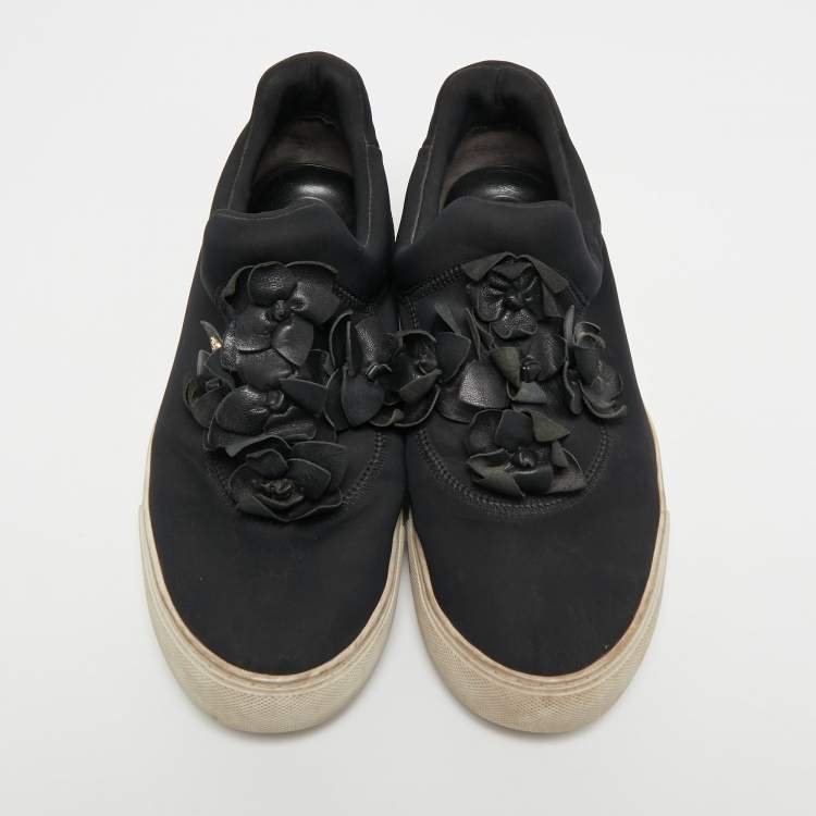 Pre Owned Tory Burch Black Neoprene and Leather Blossom Applique Slip On Sneakers Size 40.5