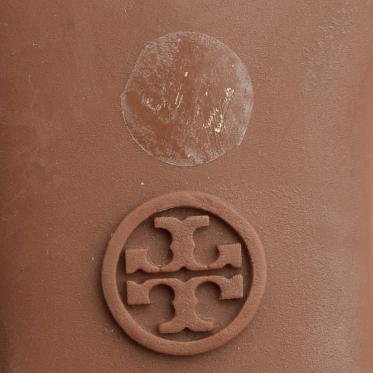 Pre Owned Tory Burch Beige Quilted Patent Leather Block Heel Pumps Size 38.5