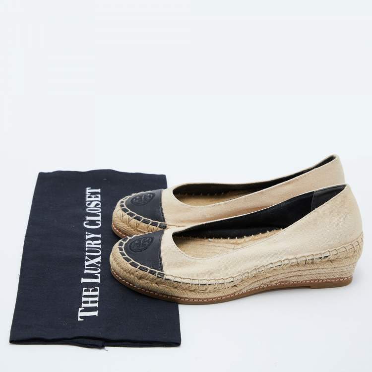 Pre Owned Tory Burch Beige/Black Canvas and Leather Flat Espadrilles Size 36.5 