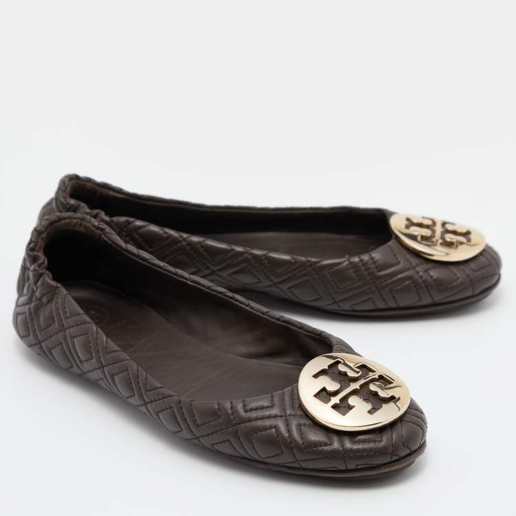 مملوكة مسبقًا Tory Burch Brown Leather Scrunch Ballet Flats Size 36