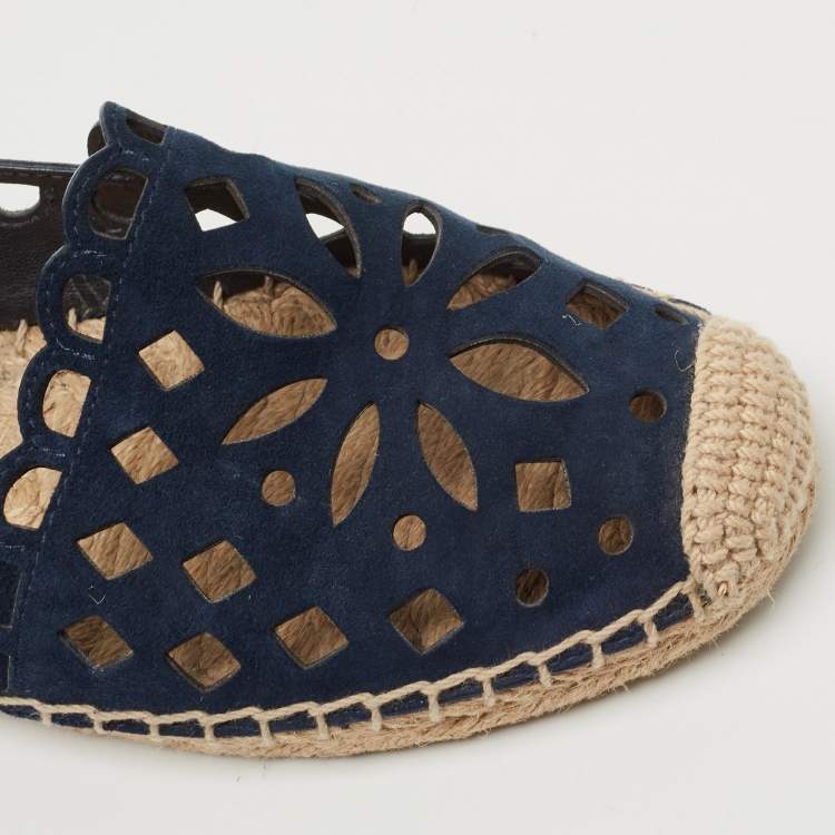 مملوكة مسبقًا Tory Burch Navy Blue Suede Cutout Espadrille Flats Size 37.5