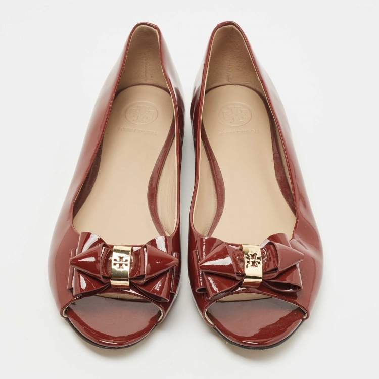 Pre Owned Tory Burch Burgundy Patent Leather Bow Peep Toe Ballet Flats Size 37.5