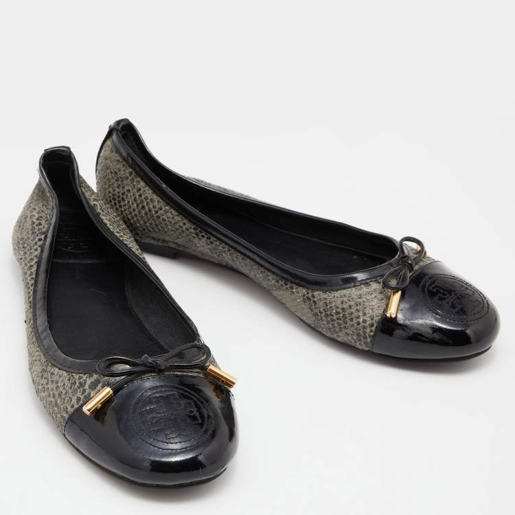 Pre Owned Tory Burch Grey/Black Python Embossed Leather and Patent Leather Ballet Flats Size 38.5