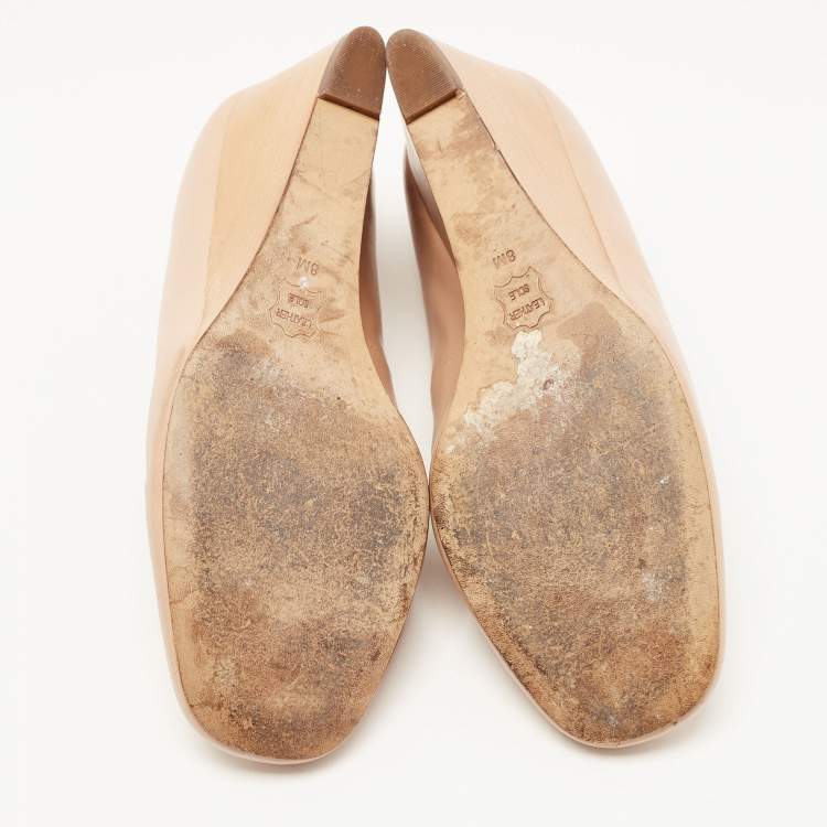 مملوكة مسبقًا Tory Burch Beige Leather Lowell Wedge Pumps Size 38.5