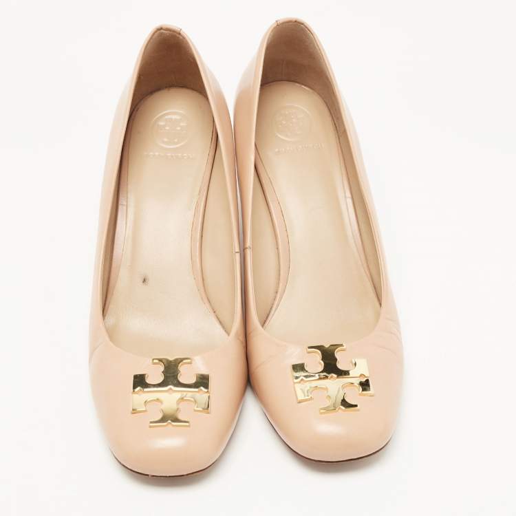 مملوكة مسبقًا Tory Burch Beige Leather Lowell Wedge Pumps Size 38.5