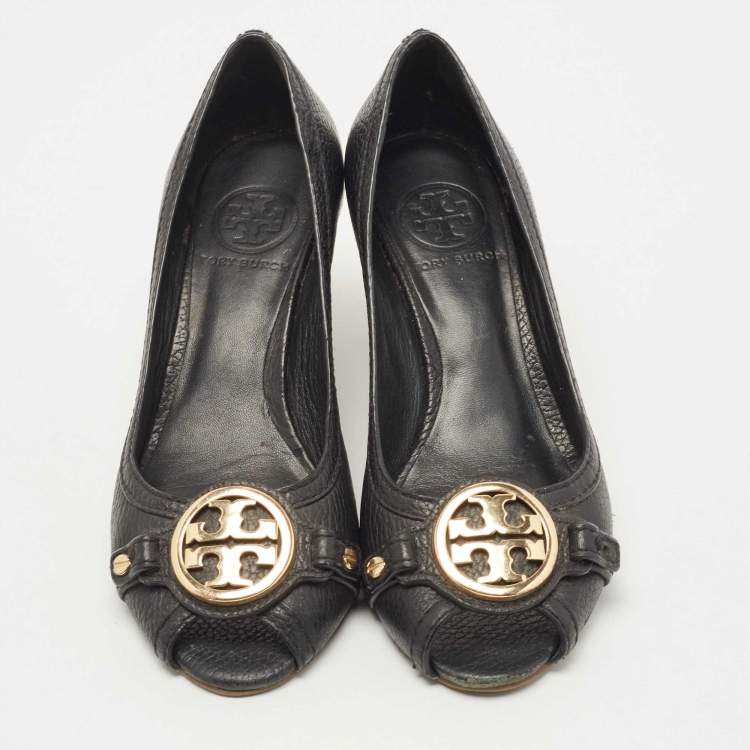 Pre Owned Tory Burch Black Leather Sally Wedge Pumps Size 39.5