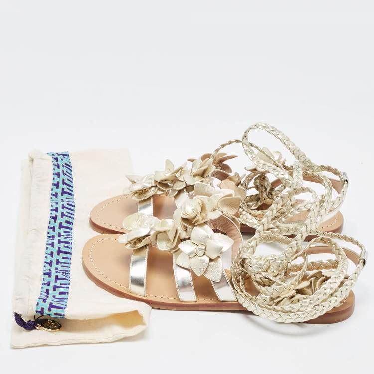 Pre Owned Tory Burch Metallic Gold Leather Blossom Floral Embellished Flat Sandals Size 39.5