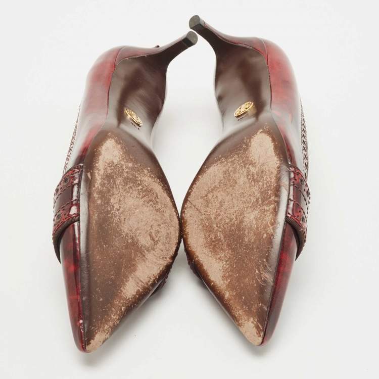 Pre Owned Tory Burch Red/Black Leather Eyelet Pointed Toe Kitten Heel Pumps Size 37.5
