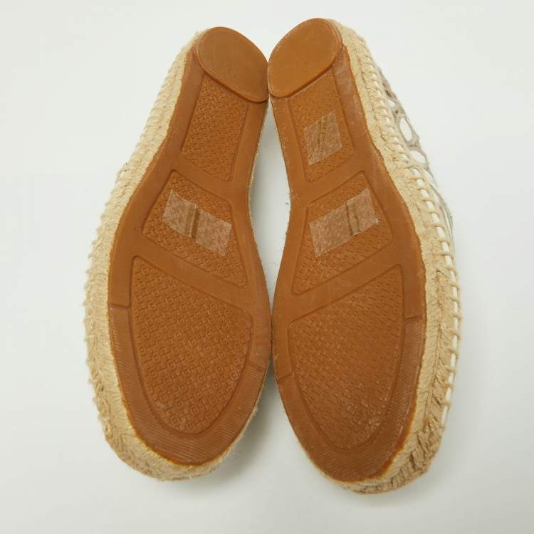 Pre Owned Tory Burch White/Grey Embroidered Leather Rhea Espadrille Flats Size 38.5
