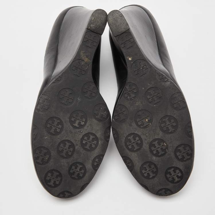 Pre Owned Tory Burch Black Leather Sally Wedge Pumps Size 38.5