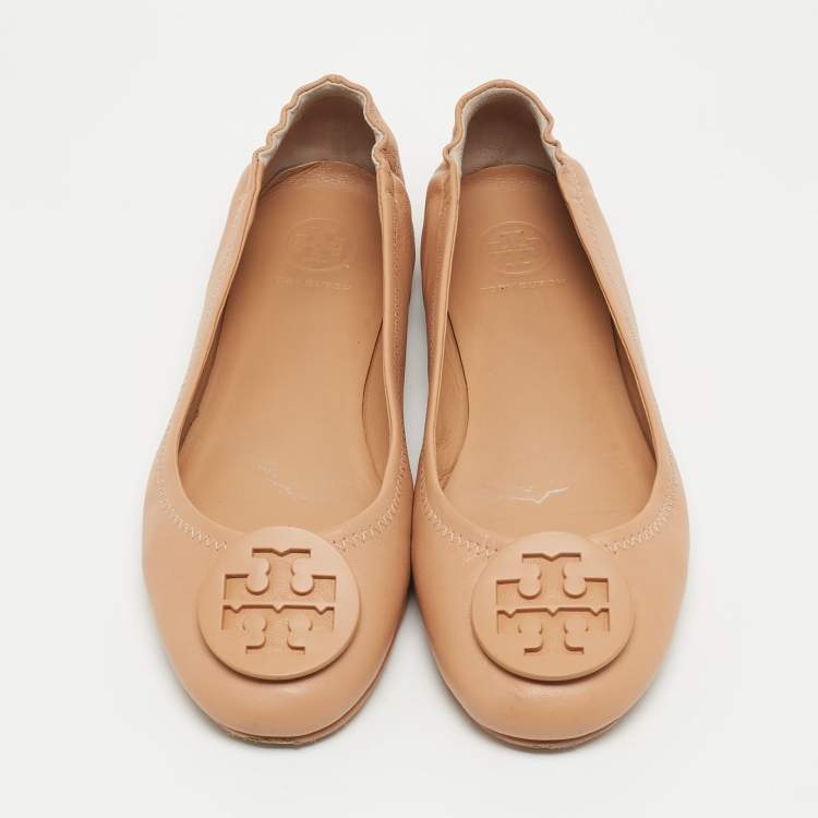 مملوكة مسبقًا Tory Burch Beige Leather Minnie Scrunch Ballet Flats Size 37.5