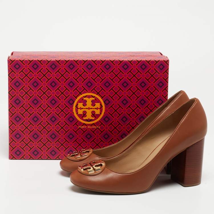 مملوكة مسبقًا Tory Burch Brown Leather Janey Pumps Size 40
