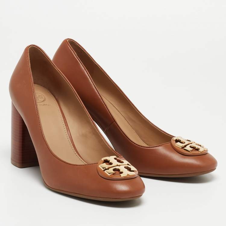 مملوكة مسبقًا Tory Burch Brown Leather Janey Pumps Size 40