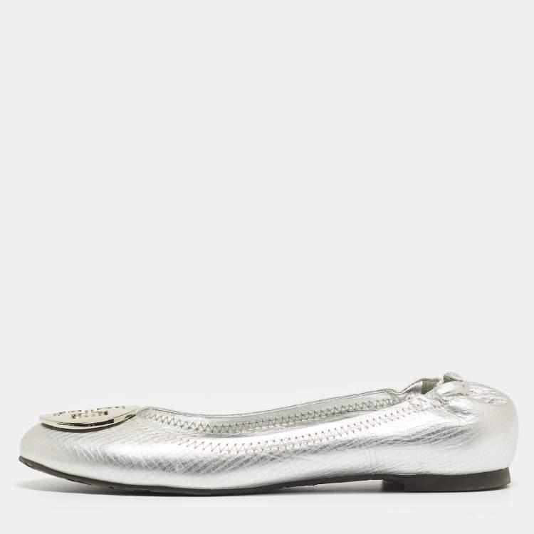 Pre Owned Tory Burch Silver Leather Lowell Scrunch Ballet Flats Size 36.5