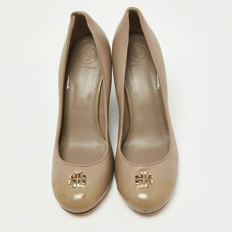 Pre Owned Tory Burch Beige Patent and Leather Wedge Pumps Size 39.5