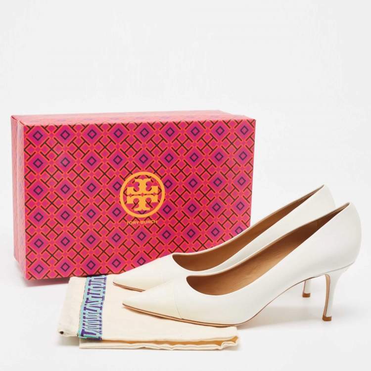مملوكة مسبقًا Tory Burch White Patent and Leather Penelope Pumps Size 40