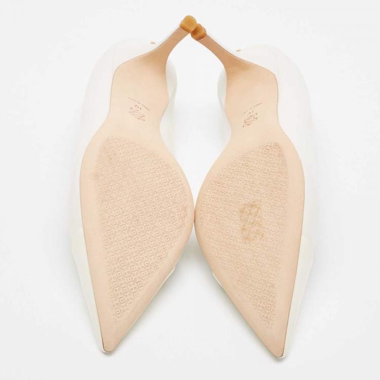 مملوكة مسبقًا Tory Burch White Patent and Leather Penelope Pumps Size 40
