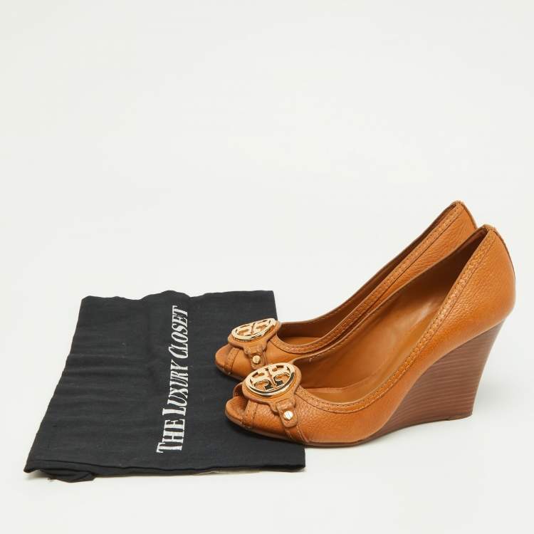 Pre Owned Tory Burch Brown Leather Leticia Peep Toe Wedge Pumps Size 38.5