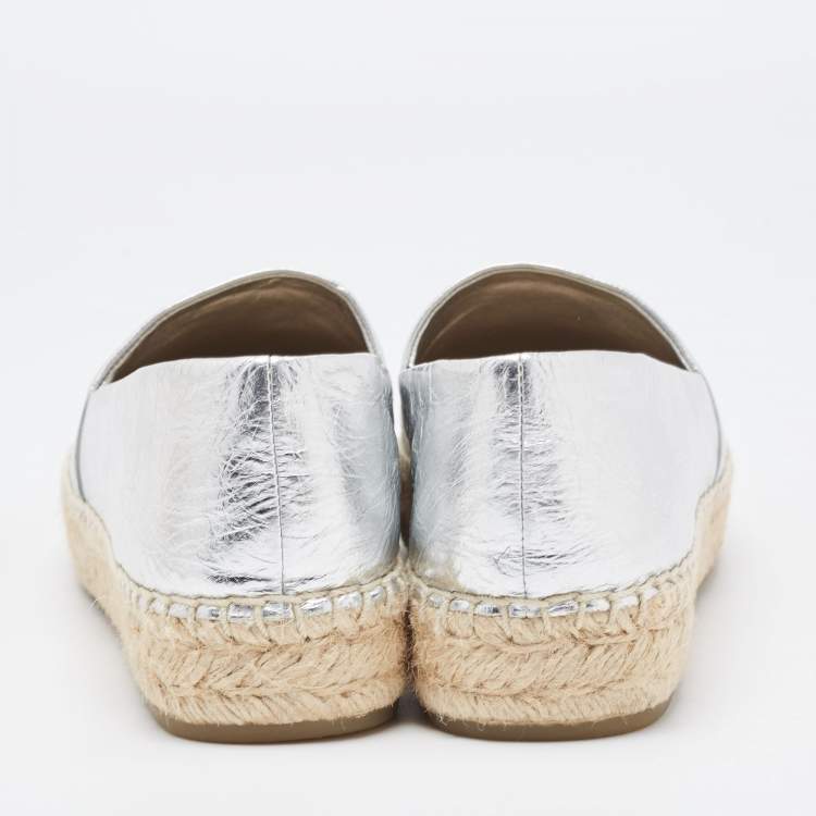 Pre Owned Tory Burch Metallic Silver Leather Ines Espadrille Flats Size 38.5