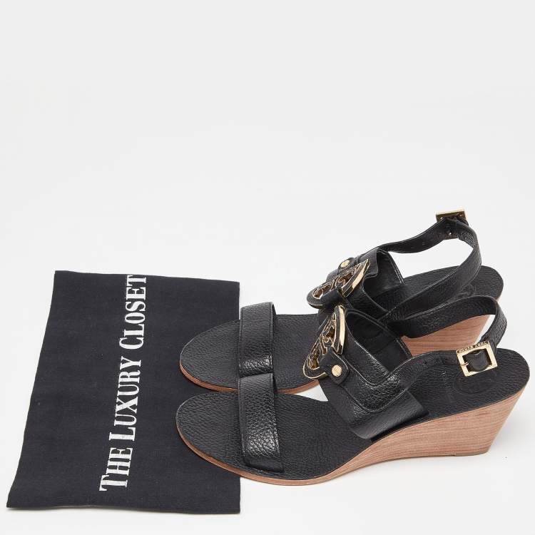 مملوكة مسبقًا Tory Burch Black Leather Wedge Slingback Sandals Size 38.5 