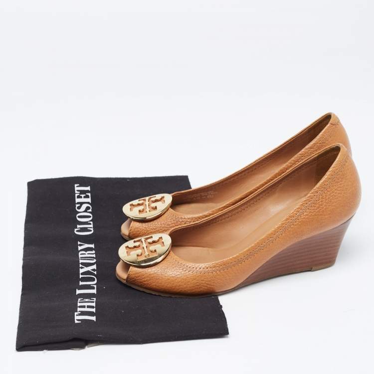 Pre Owned Tory Burch Tan Leather Sally Wedge Pumps Size 36.5