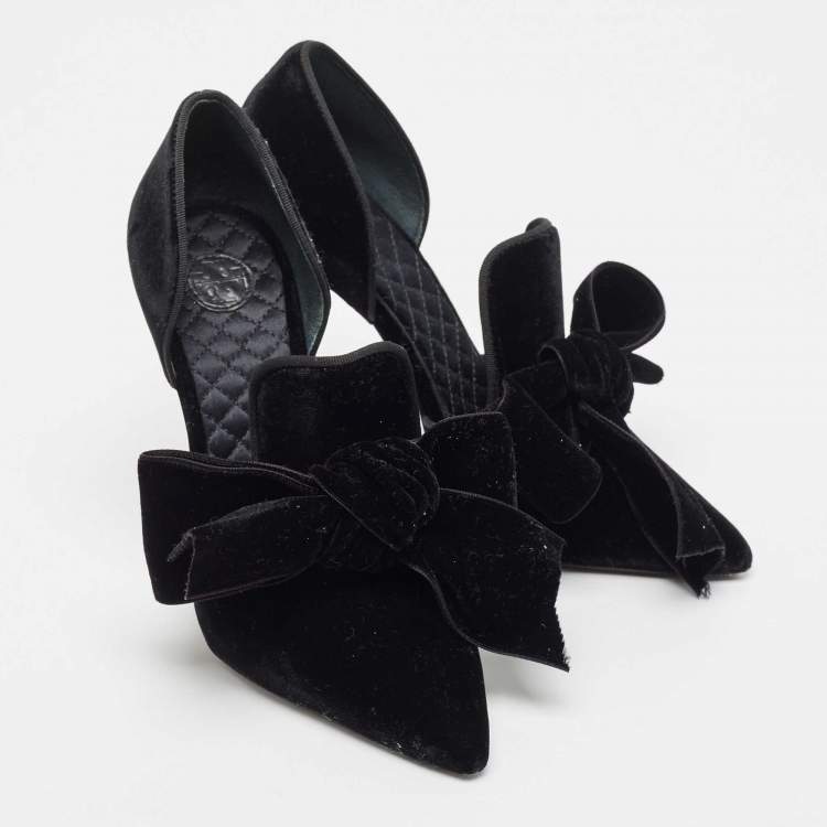 Pre Owned Tory Burch Black Velvet Clara Pumps Size 37.5