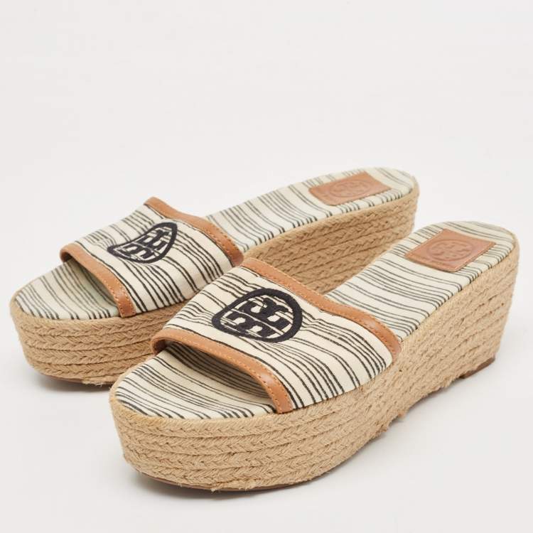 مملوكة مسبقًا Tory Burch White/Brown Canvas and Leather Espadrille Platform Wedge Slide Sandals Size 37.5