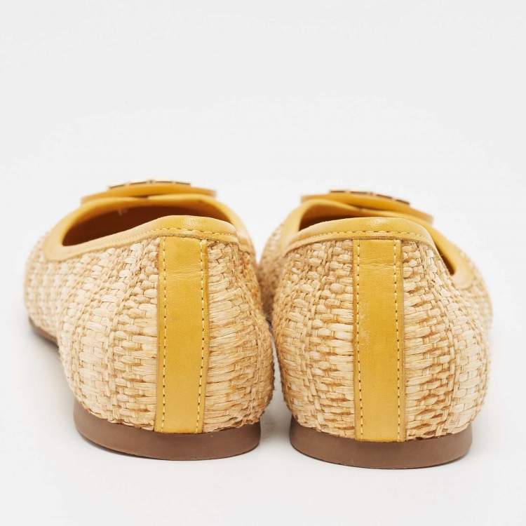 Pre Owned Tory Burch Beige/Yellow Raffia and Leather Reva Ballet Flats Size 35.5