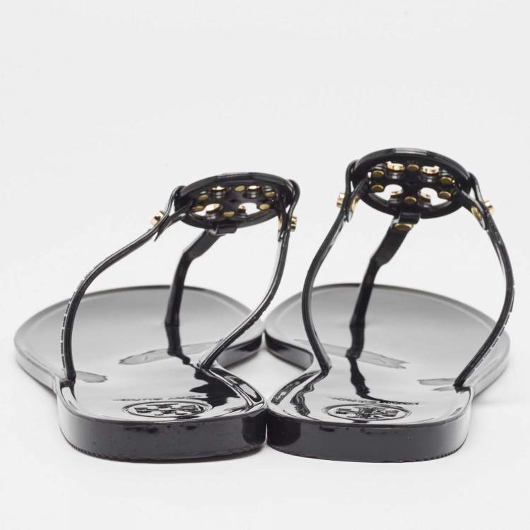 مملوكة مسبقًا Tory Burch Black Rubber Mini Miller Thong Flats Size 37.5