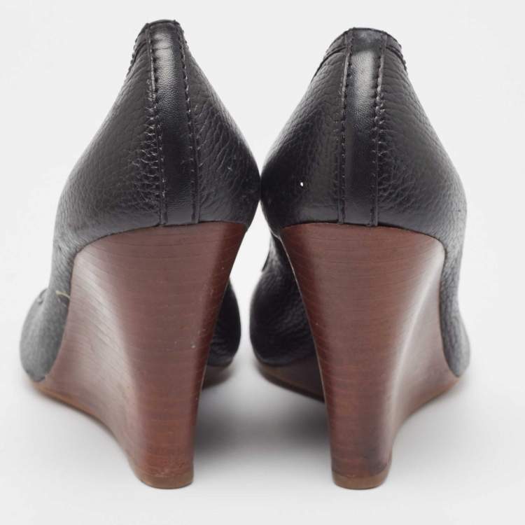 Pre Owned Tory Burch Black Leather Wedge  Pumps Size 38