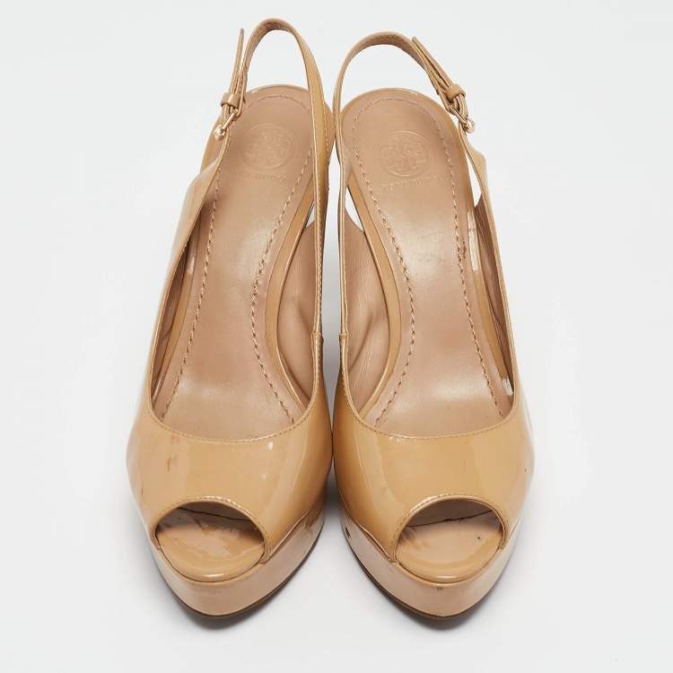 Pre Owned Tory Burch Beige Patent Leather Slingback Wedge Sandals Size 38.5
