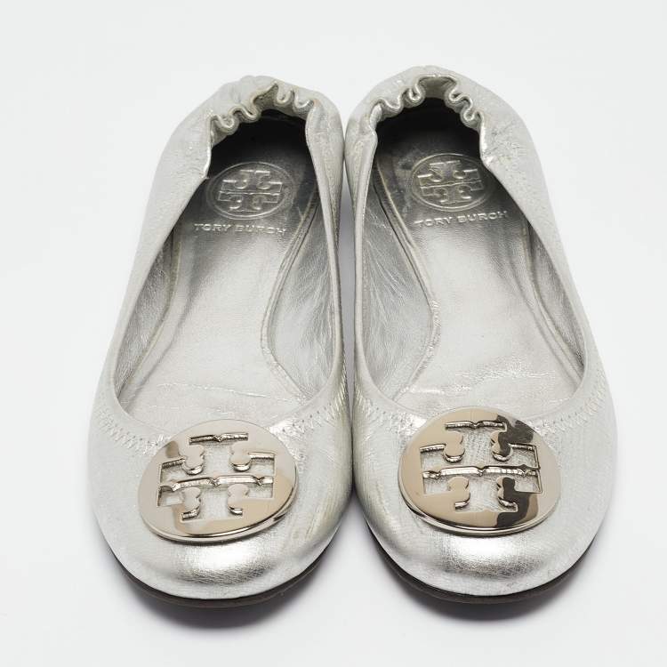 Pre Owned Tory Burch Silver Leather Reva Scrunch Ballet Flats Size 37
