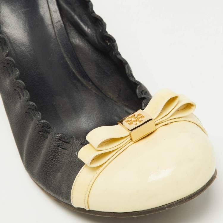 Pre Owned Tory Burch Blue/Beige Leather and Patent Romy Cap Toe Pumps Size 41