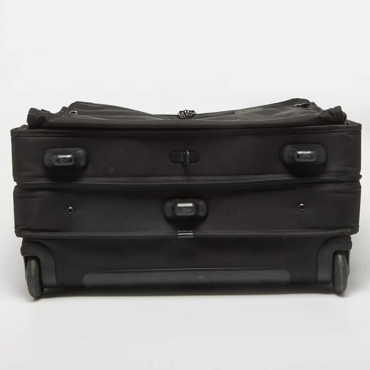 Pre Owned TUMI Black Fabric 2 Wheeled Alpha Classic Garment Luggage