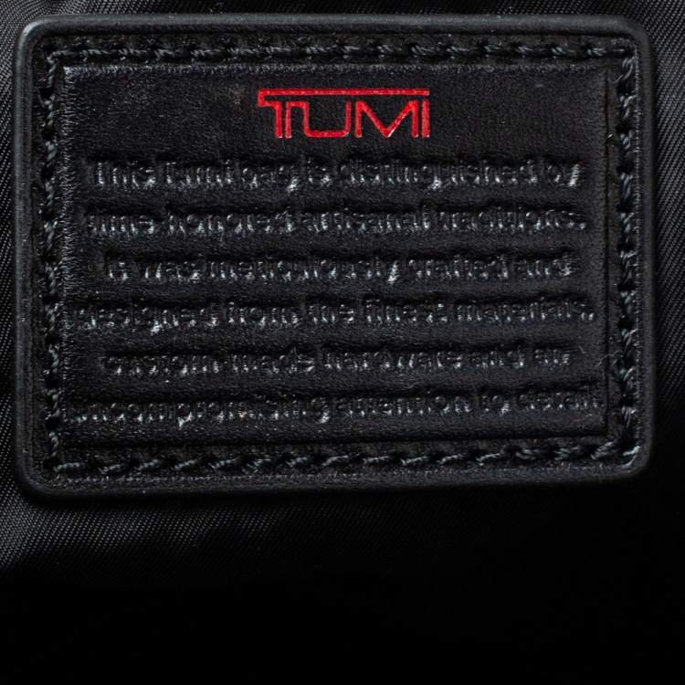 Pre Owned Tumi Black Nylon Zip Pocket Travel Clutch