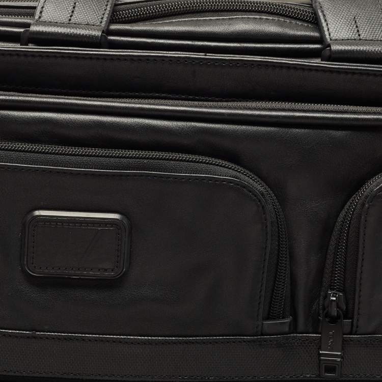 Pre Owned TUMI Black Leather 4 Wheeled Alpha 2 Deluxe Laptop Briefcase