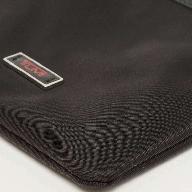 Pre Owned TUMI Black Nylon and Leather Pouch